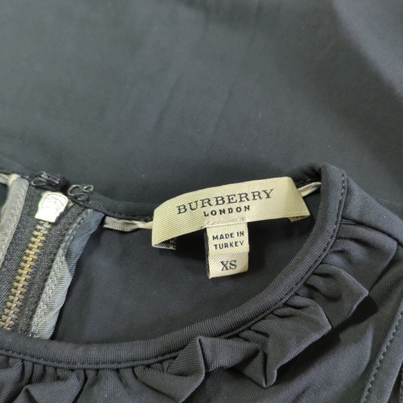 Burberry London Sleeveless Top - Picture 5 of 5